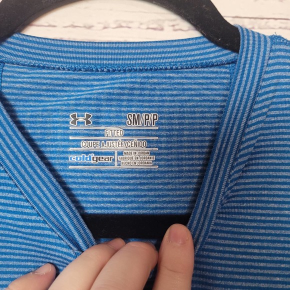 Under Armour Blue Striped Coldgear Fitted V-Neck Long Sleeve Top Mens Size Small - Picture 3 of 3